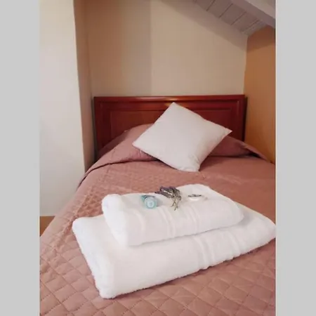 Just Listed Captain's Quarters Dream View 펜션 피스카던